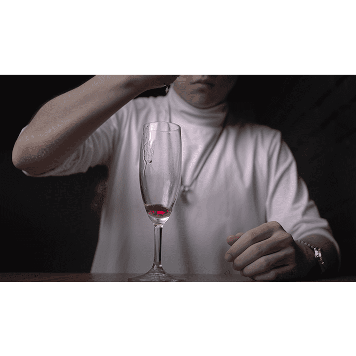 Skymember Presents Presence (Gimmicks and Online Instruction) by Abdullah Mahmoud - Trick