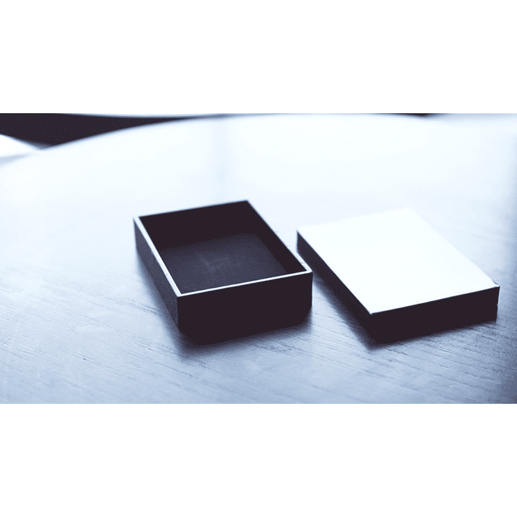 VISUAL BOX (Gimmicks and Online Instructions) by Smagic Productions - Trick