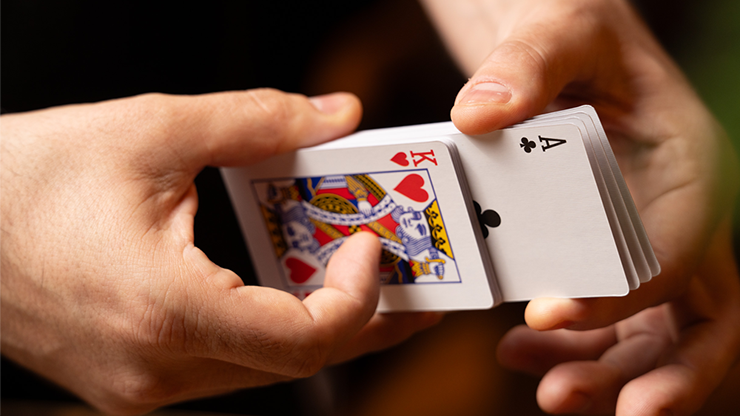 STRIPPER DECK (Gimmicks and Instructions) by Apprentice Magic  - Trick