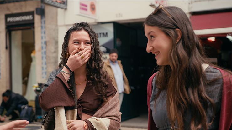 Leviosa Phone by João Miranda and Julio Montoro