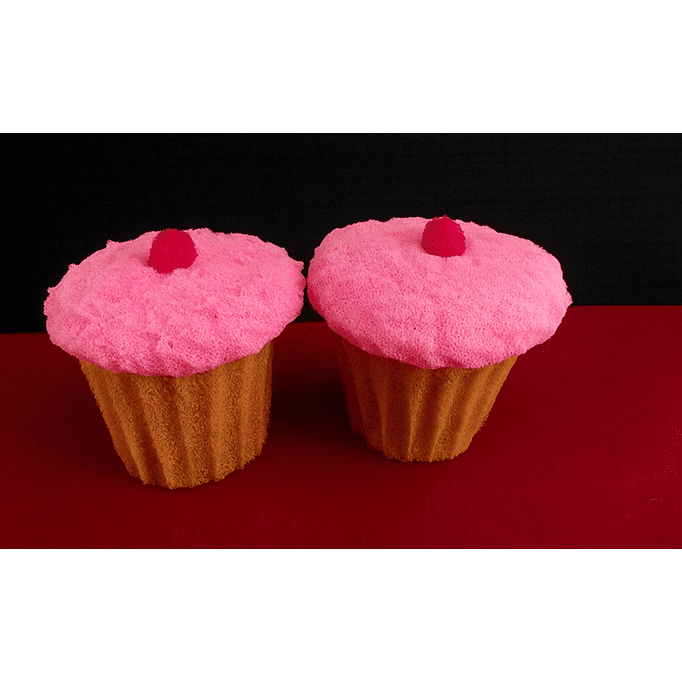 Sponge Cupcake (2 pieces) by Alexander May - Trick