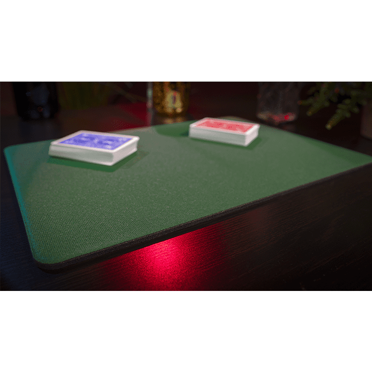 Standard Close-Up Pad 11X16 (Green) by Murphy's Magic Supplies - Trick