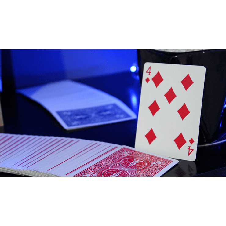 Tumi Magic presents Glitch Card (Red) by Tumi Magic - Trick