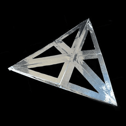 Triangle Change Silk Color by 7 MAGIC - Trick