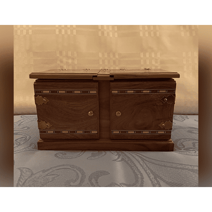 Die Box by Tony Karpinski - Trick