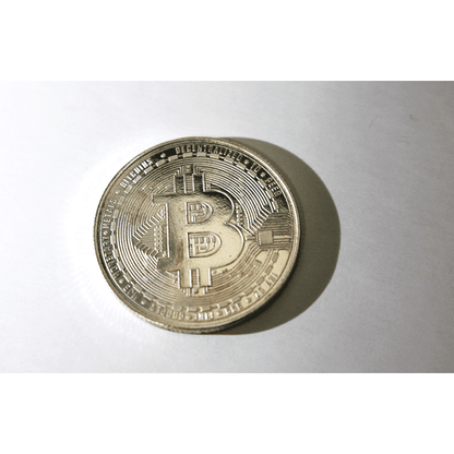 Bit Coin Shell (Silver) by SansMinds Creative Lab - Trick