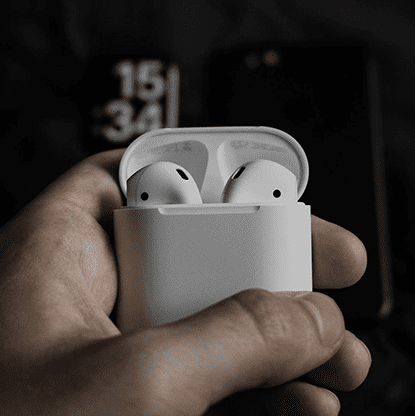 Self Vanishing Headphones by Ellusionist