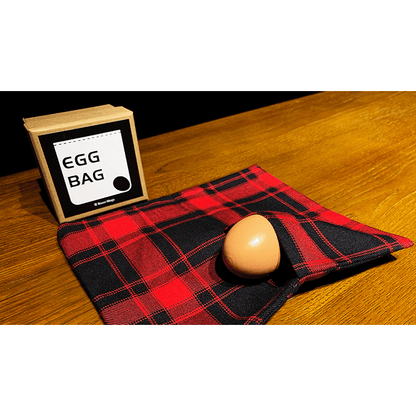 EGG BAG RED PLAID by Bacon Magic - Trick