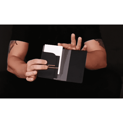 ITINERIS (Gimmicks and Online Instructions) by Radek Hoffmann - Trick