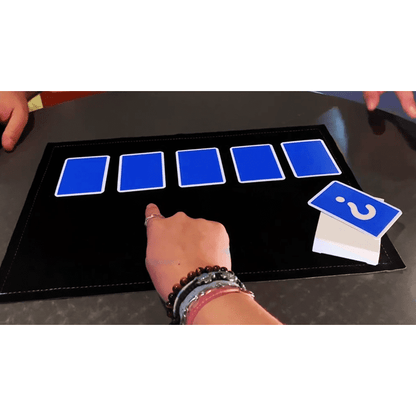 DICE PREDICTION BLUE (Gimmick and Online Instructions) by Mickael Chatelain - Trick